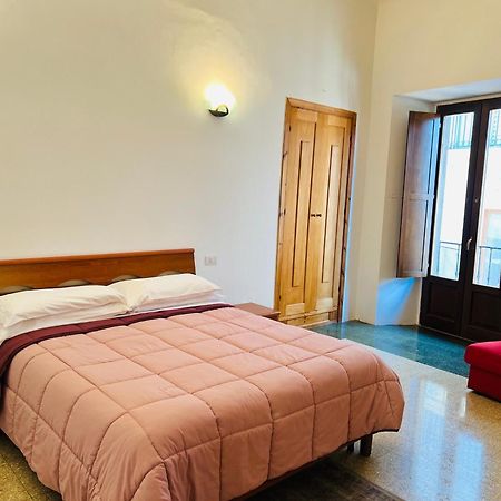 Regina D'Aragona Casa Vacanze Sulmona Exteriér fotografie