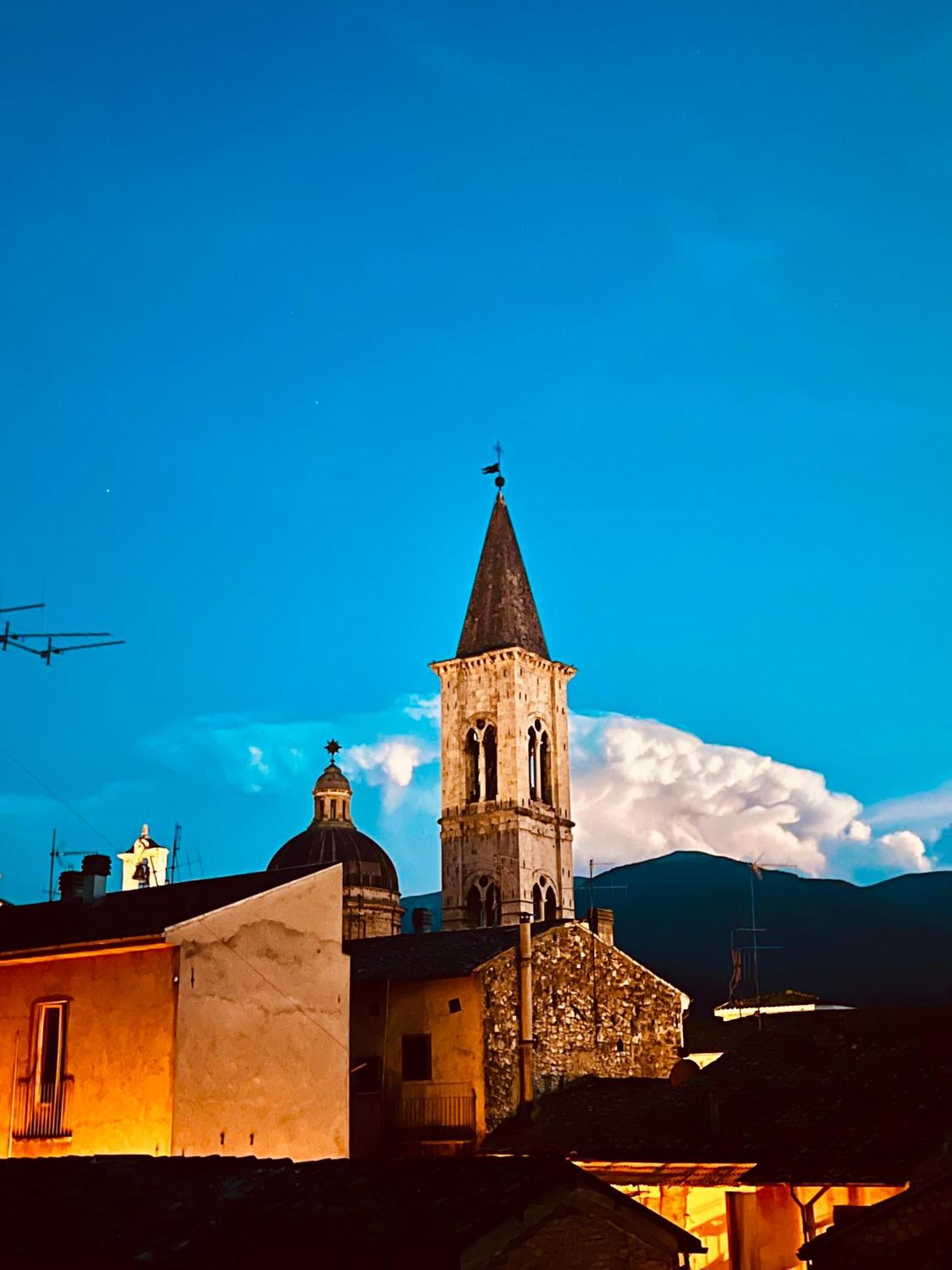 Regina D'Aragona Casa Vacanze Sulmona Exteriér fotografie
