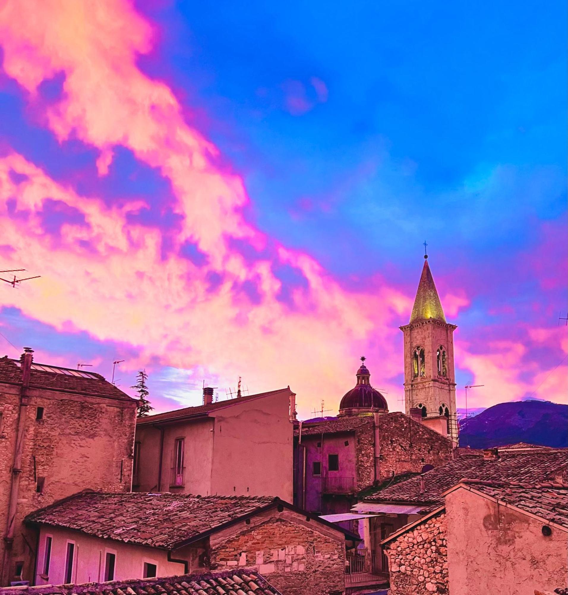 Regina D'Aragona Casa Vacanze Sulmona Exteriér fotografie